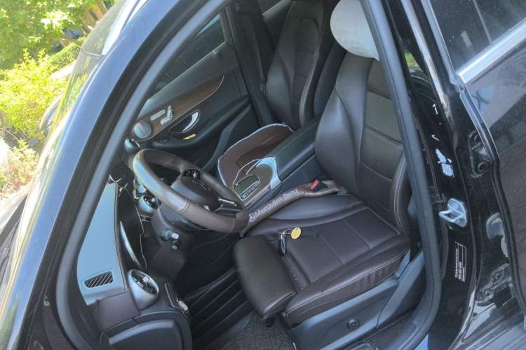 Used Mercedes-Benz GLC 2021 GLC 300 L 4MATIC Dynamic Model Left Front Seat