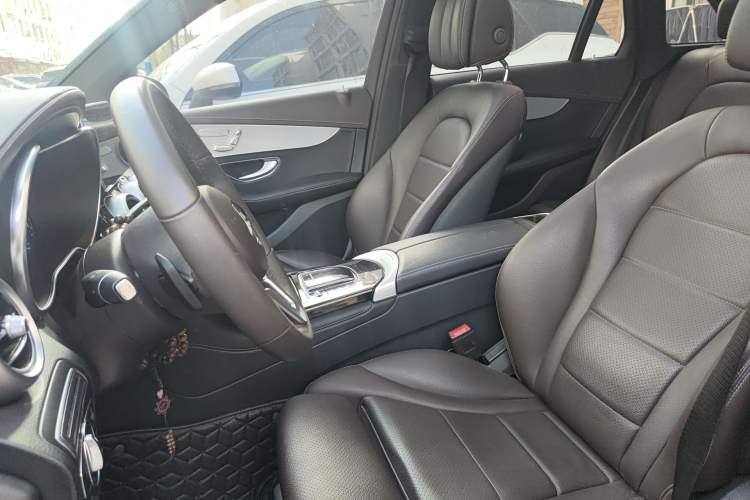 Used Mercedes-Benz GLC 2021 GLC 260 L 4MATIC Dynamic Edition Left Front Seat