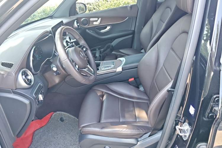 Used Mercedes-Benz GLC 2021 GLC 260 L 4MATIC Luxury Model Left Front Seat