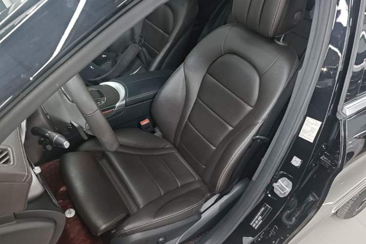 Used Mercedes-Benz GLC 2021 GLC 260 L 4MATIC Luxury Model Left Front Seat