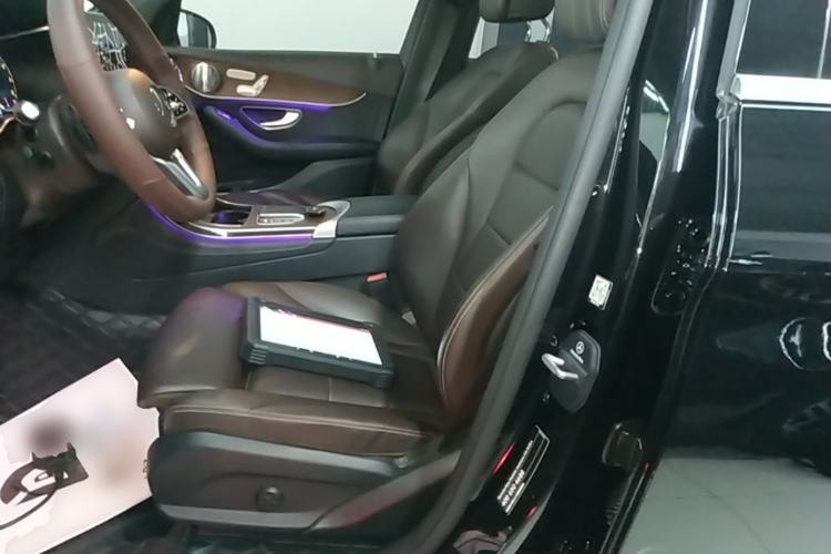 Used Mercedes-Benz GLC 2021 GLC 300 L 4MATIC Dynamic Model Left Front Seat