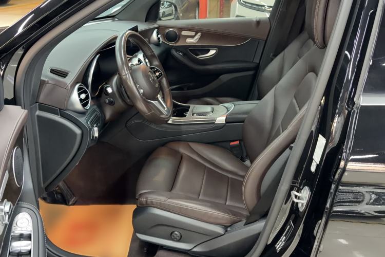 Used Mercedes-Benz GLC 2021 GLC 260 L 4MATIC Luxury Model Left Front Seat