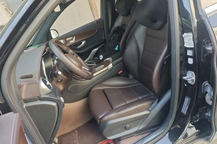Used Mercedes-Benz GLC 2021 GLC 300 L 4MATIC Dynamic Model Left Front Seat