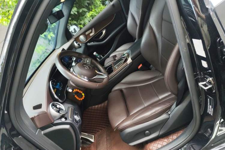 Used Mercedes-Benz GLC 2021 GLC 300 L 4MATIC Dynamic Model Left Front Seat