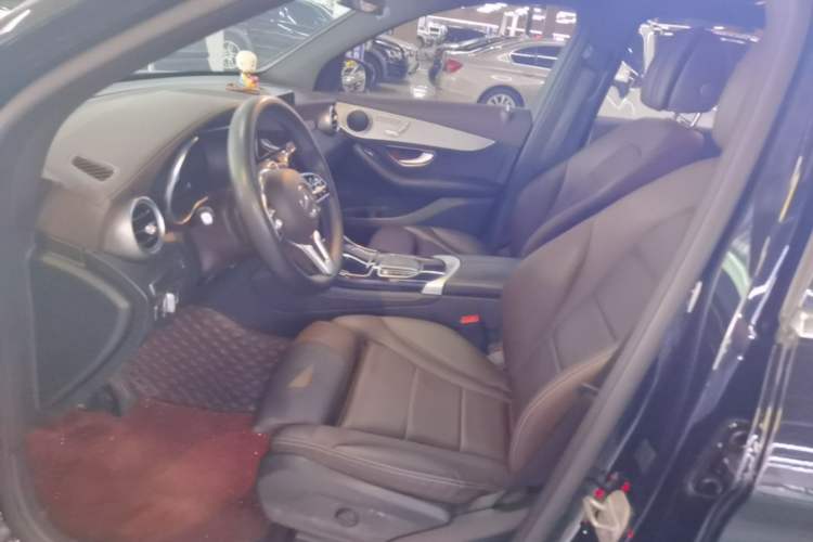 Used Mercedes-Benz GLC 2021 GLC 260 L 4MATIC Dynamic Edition Left Front Seat