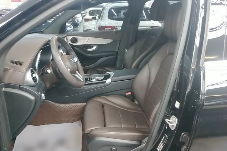 Used Mercedes-Benz GLC 2021 GLC 260 L 4MATIC Dynamic Edition Left Front Seat