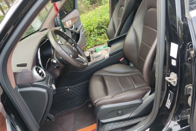 Used Mercedes-Benz GLC 2021 GLC 300 L 4MATIC Dynamic Model Left Front Seat