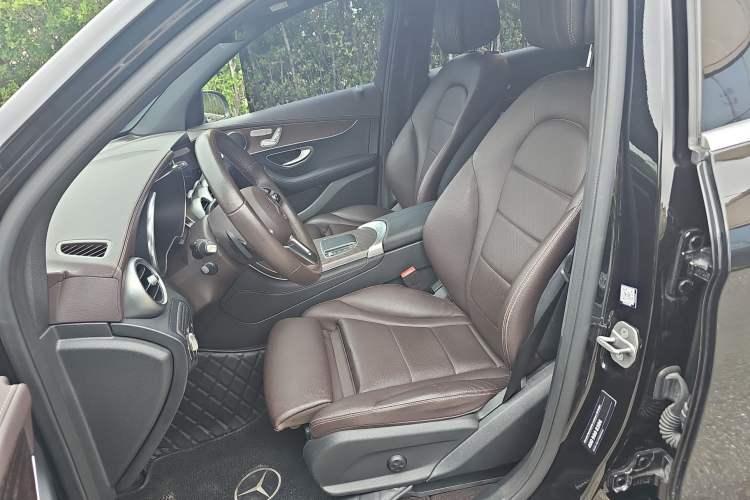 Used Mercedes-Benz GLC 2021 GLC 260 L 4MATIC Luxury Model Left Front Seat