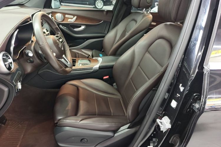 Used Mercedes-Benz GLC 2021 GLC 300 L 4MATIC Dynamic Model Left Front Seat