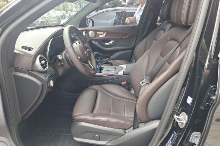Used Mercedes-Benz GLC 2021 GLC 300 L 4MATIC Luxury Model Left Front Seat