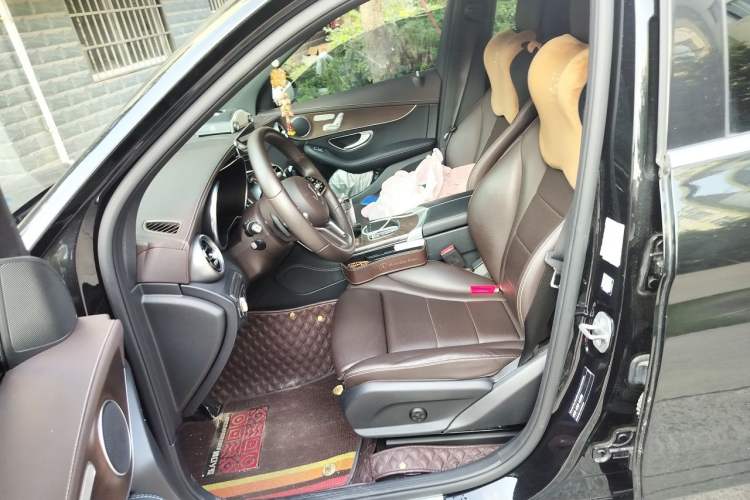 Used Mercedes-Benz GLC 2021 GLC 260 L 4MATIC Luxury Model Left Front Seat