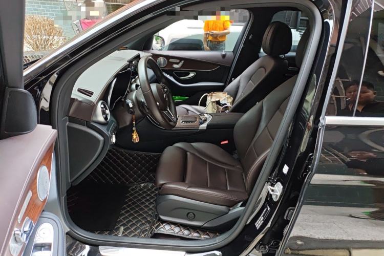 Used Mercedes-Benz GLC 2021 GLC 300 L 4MATIC Dynamic Model Left Front Seat