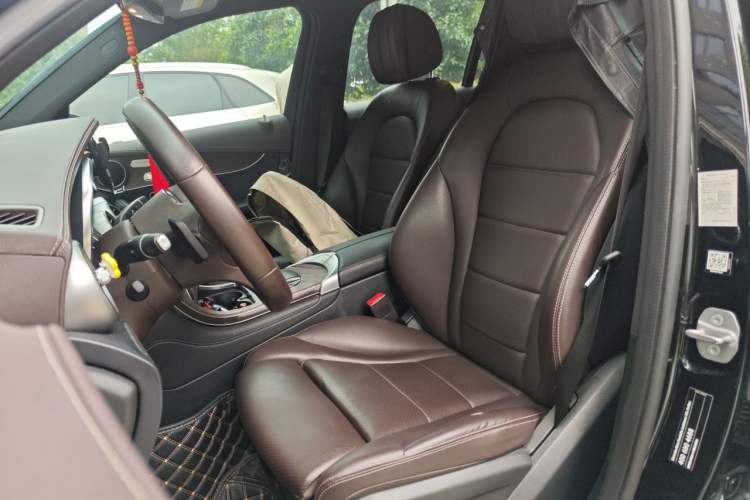 Used Mercedes-Benz GLC 2021 GLC 260 L 4MATIC Luxury Model Left Front Seat
