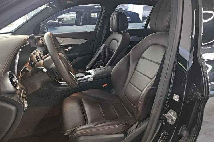Used Mercedes-Benz GLC 2021 GLC 260 L 4MATIC Dynamic Edition Left Front Seat