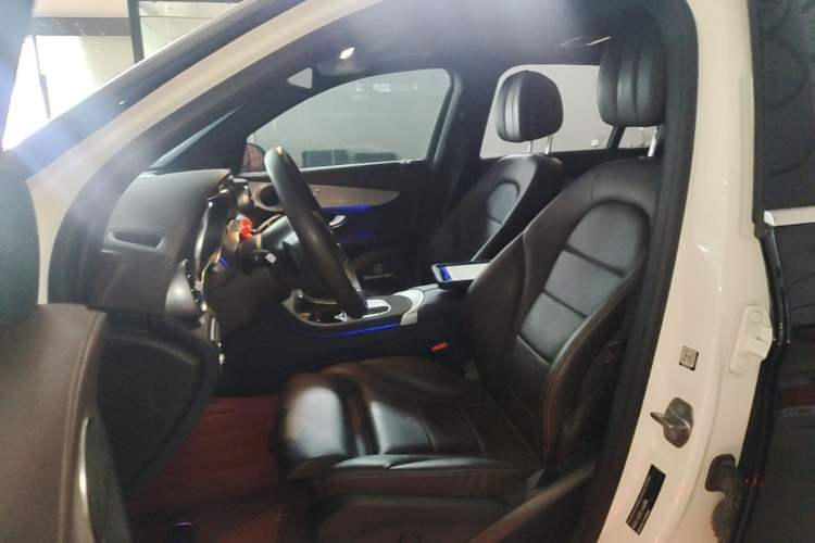 Used Mercedes-Benz GLC 2021 GLC 260 L 4MATIC Dynamic Edition Left Front Seat