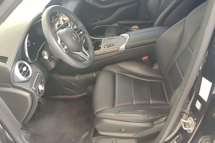 Used Mercedes-Benz GLC 2021 GLC 300 L 4MATIC Luxury Model Left Front Seat