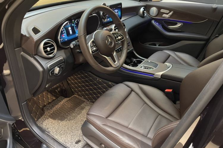 Used Mercedes-Benz GLC 2021 GLC 260 L 4MATIC Luxury Model Left Front Seat