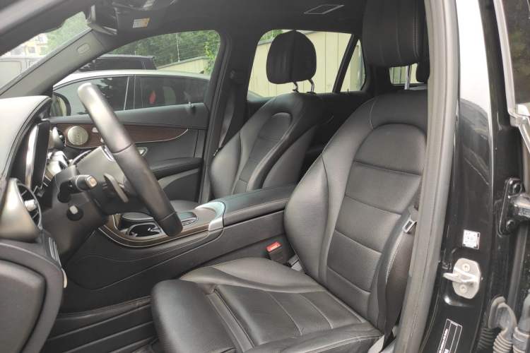 Used Mercedes-Benz GLC 2021 GLC 300 L 4MATIC Dynamic Model Left Front Seat