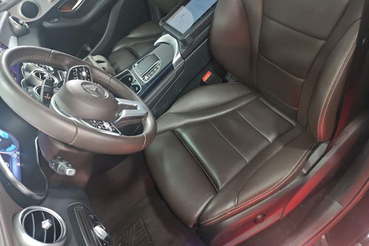 Used Mercedes-Benz GLC 2021 GLC 260 L 4MATIC Dynamic Edition Left Front Seat