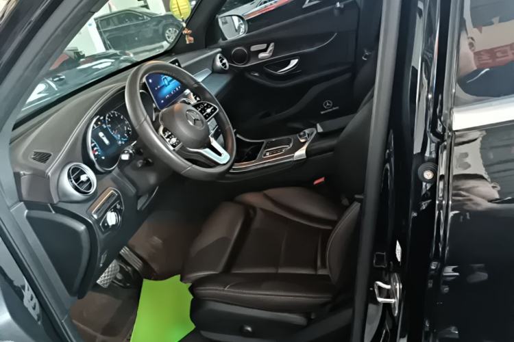 Used Mercedes-Benz GLC 2021 GLC 260 L 4MATIC Luxury Model Left Front Seat