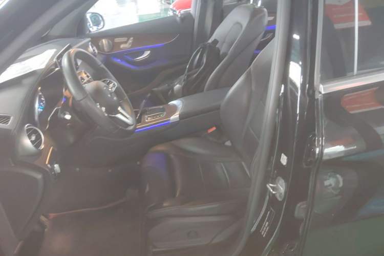 Used Mercedes-Benz GLC 2021 GLC 300 L 4MATIC Luxury Model Left Front Seat