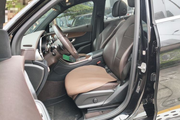 Used Mercedes-Benz GLC 2021 GLC 300 L 4MATIC Dynamic Model Left Front Seat