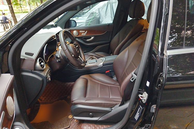 Used Mercedes-Benz GLC 2021 GLC 300 L 4MATIC Dynamic Model Left Front Seat