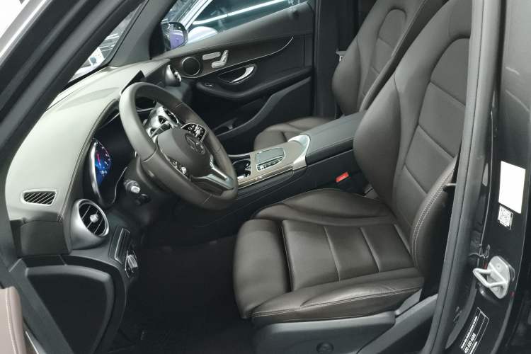 Used Mercedes-Benz GLC 2021 GLC 260 L 4MATIC Luxury Model Left Front Seat