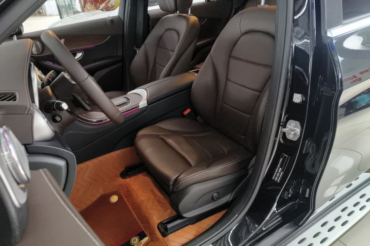 Used Mercedes-Benz GLC 2021 GLC 300 L 4MATIC Dynamic Model Left Front Seat