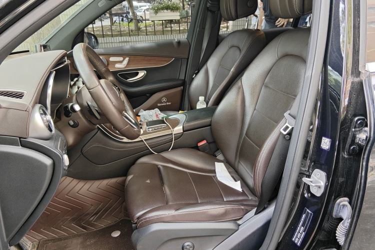 Used Mercedes-Benz GLC 2021 GLC 300 L 4MATIC Dynamic Model Left Front Seat