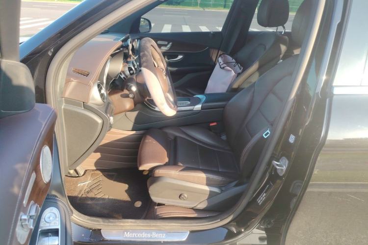 Used Mercedes-Benz GLC 2021 GLC 300 L 4MATIC Dynamic Model Left Front Seat