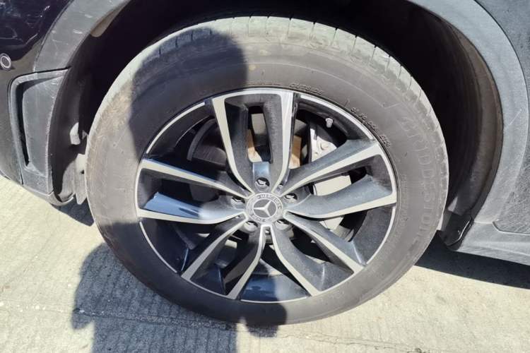 Used Mercedes-Benz GLC 2021 GLC 300 L 4MATIC Dynamic Model Left Front Wheel Hub