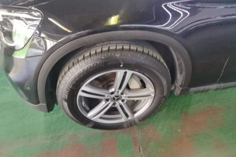 Used Mercedes-Benz GLC 2021 GLC 260 L 4MATIC Dynamic Edition Left Front Wheel Hub