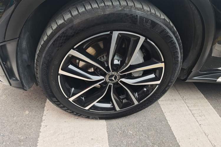 Used Mercedes-Benz GLC 2021 GLC 300 L 4MATIC Dynamic Model Left Front Wheel Hub