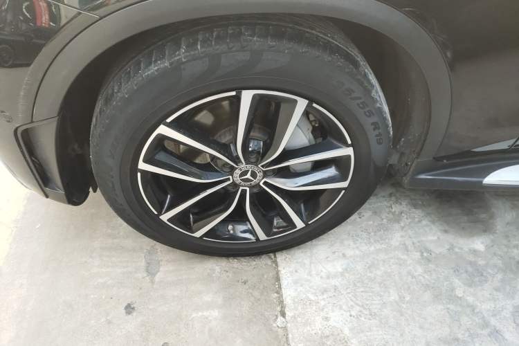 Used Mercedes-Benz GLC 2021 GLC 260 L 4MATIC Luxury Model Left Front Wheel Hub