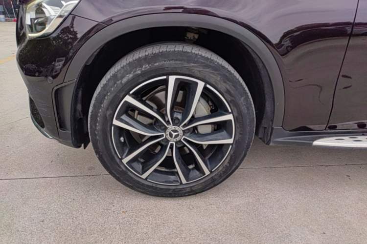 Used Mercedes-Benz GLC 2021 GLC 260 L 4MATIC Luxury Model Left Front Wheel Hub