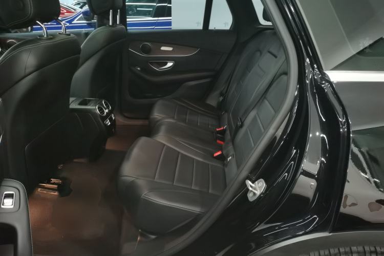 Used Mercedes-Benz GLC 2021 GLC 260 L 4MATIC Luxury Model Left Rear Seat