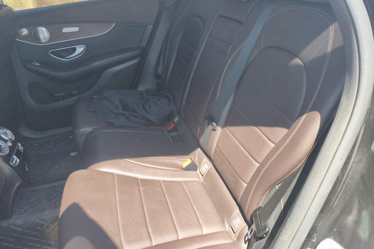 Used Mercedes-Benz GLC 2021 GLC 300 L 4MATIC Dynamic Model Left Rear Seat