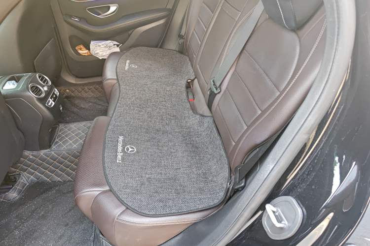 Used Mercedes-Benz GLC 2021 GLC 300 L 4MATIC Dynamic Model Left Rear Seat