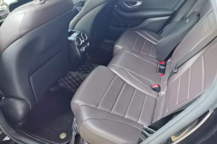 Used Mercedes-Benz GLC 2021 GLC 300 L 4MATIC Dynamic Model Left Rear Seat