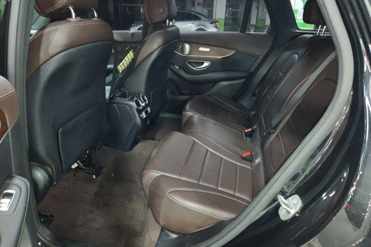 Used Mercedes-Benz GLC 2021 GLC 300 L 4MATIC Dynamic Model Left Rear Seat