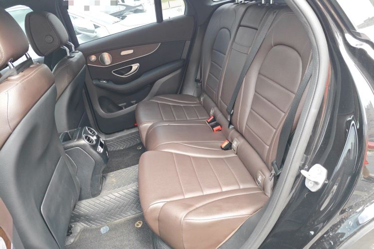 Used Mercedes-Benz GLC 2021 GLC 300 L 4MATIC Dynamic Model Left Rear Seat