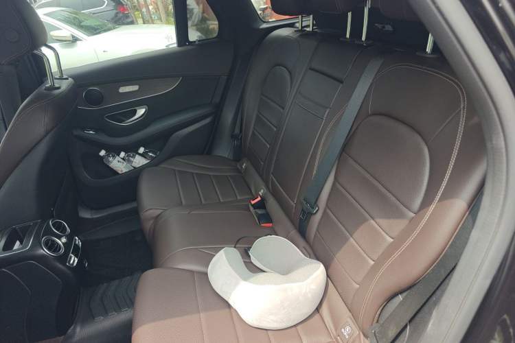 Used Mercedes-Benz GLC 2021 GLC 260 L 4MATIC Luxury Model Left Rear Seat