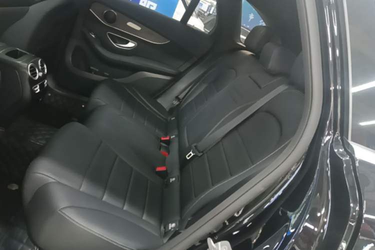 Used Mercedes-Benz GLC 2021 GLC 260 L 4MATIC Luxury Model Left Rear Seat