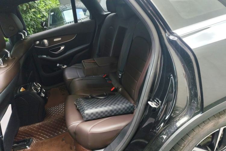 Used Mercedes-Benz GLC 2021 GLC 300 L 4MATIC Dynamic Model Left Rear Seat