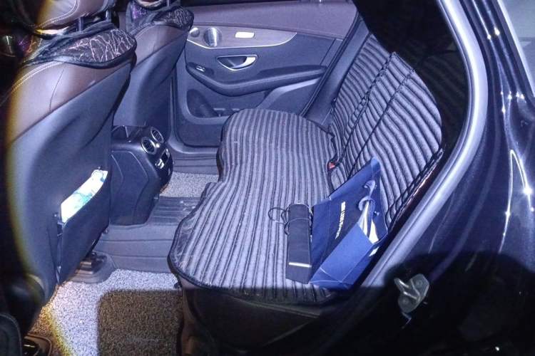 Used Mercedes-Benz GLC 2021 GLC 300 L 4MATIC Dynamic Model Left Rear Seat