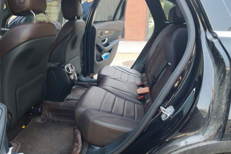 Used Mercedes-Benz GLC 2021 GLC 260 L 4MATIC Luxury Model Left Rear Seat