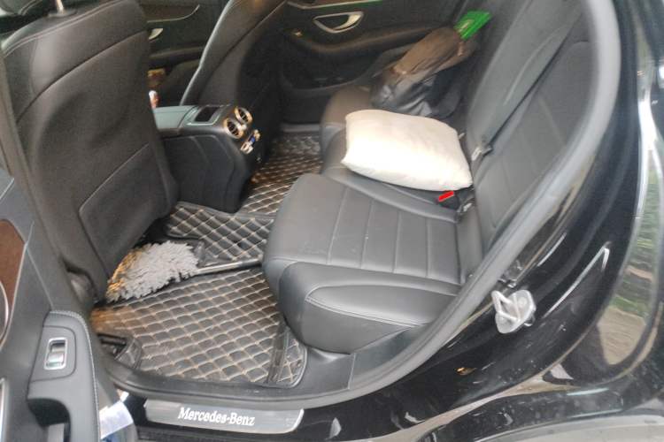 Used Mercedes-Benz GLC 2021 GLC 260 L 4MATIC Luxury Model Left Rear Seat