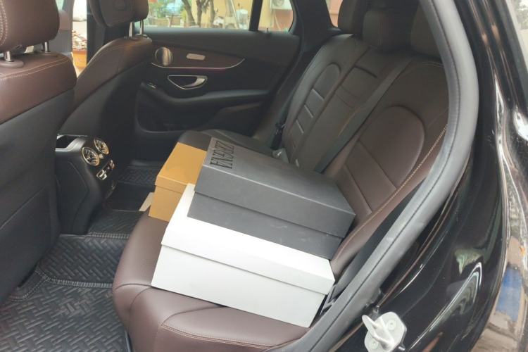 Used Mercedes-Benz GLC 2021 GLC 300 L 4MATIC Dynamic Model Left Rear Seat