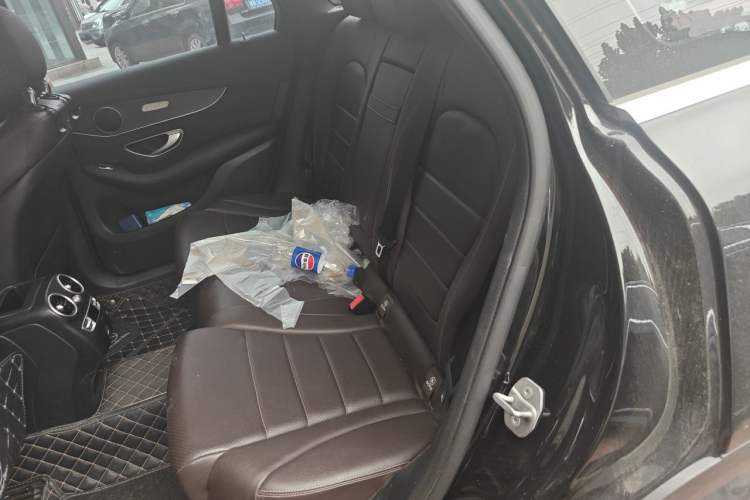 Used Mercedes-Benz GLC 2021 GLC 260 L 4MATIC Luxury Model Left Rear Seat